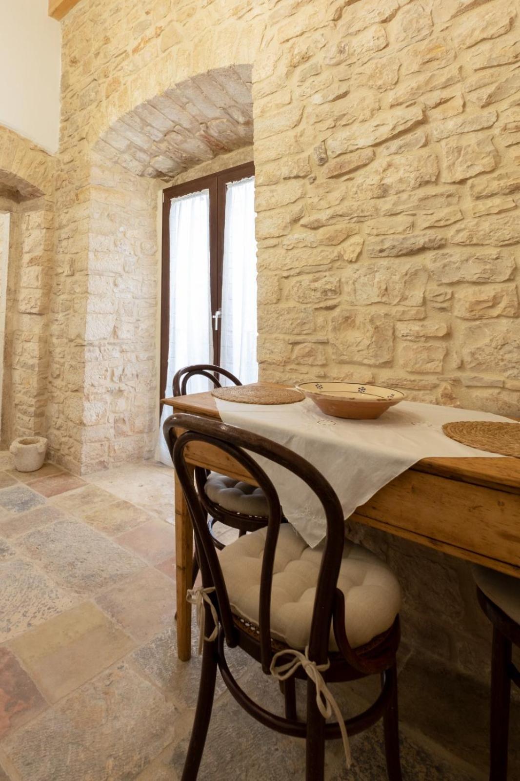 Palazzo Rizzi Dimora Dei Templari Hotel Bitetto Kültér fotó