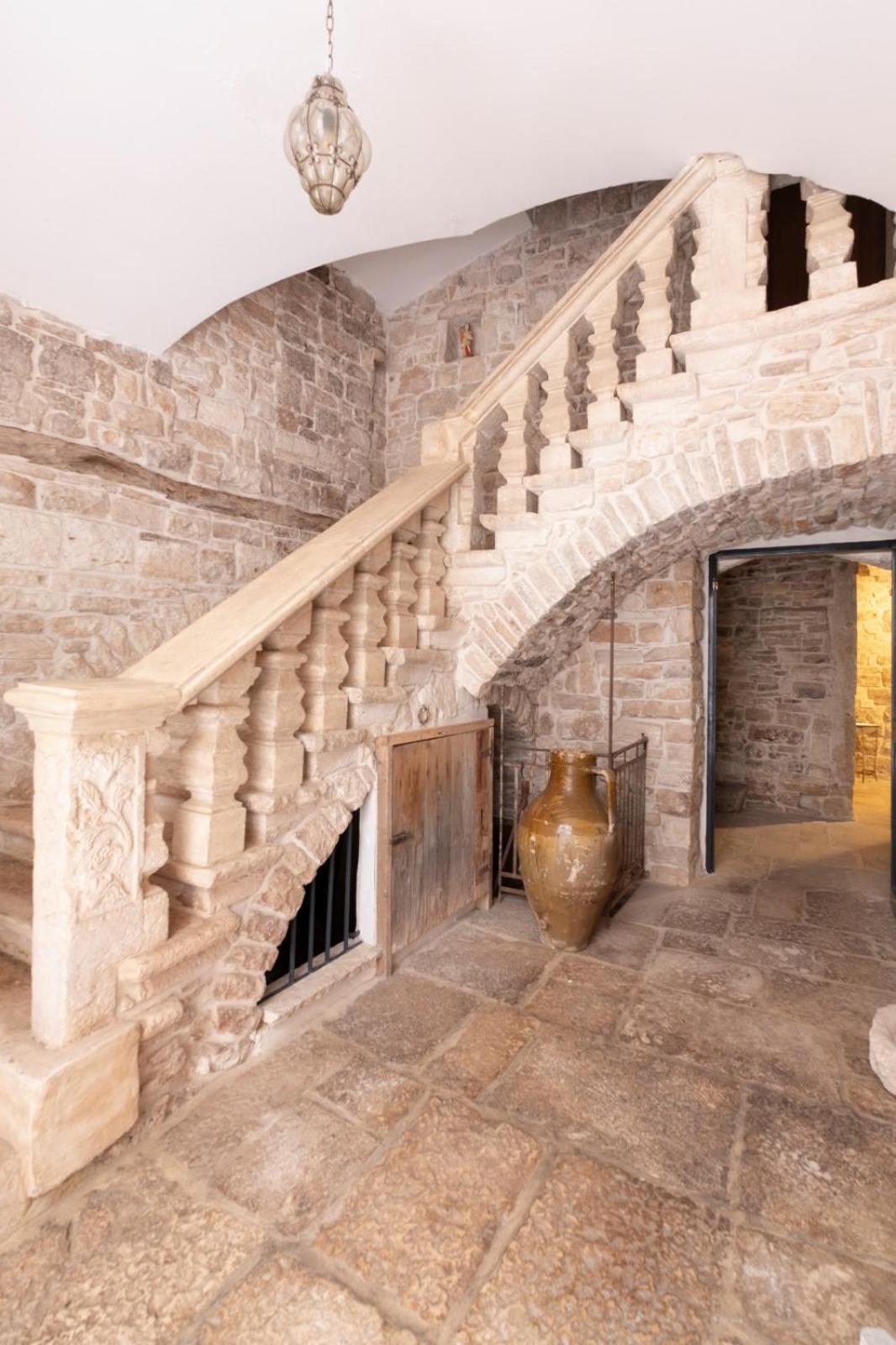 Palazzo Rizzi Dimora Dei Templari Hotel Bitetto Kültér fotó